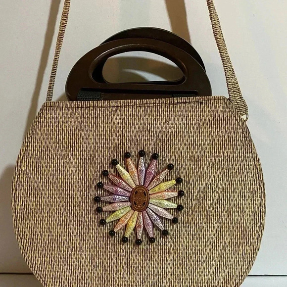 Handcrafted woven satchel handbag - Picture 10 of 12